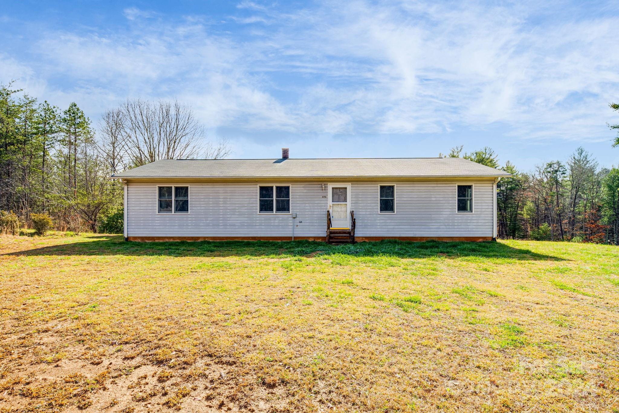 696 River Bend Drive Mars Hill NC 28754