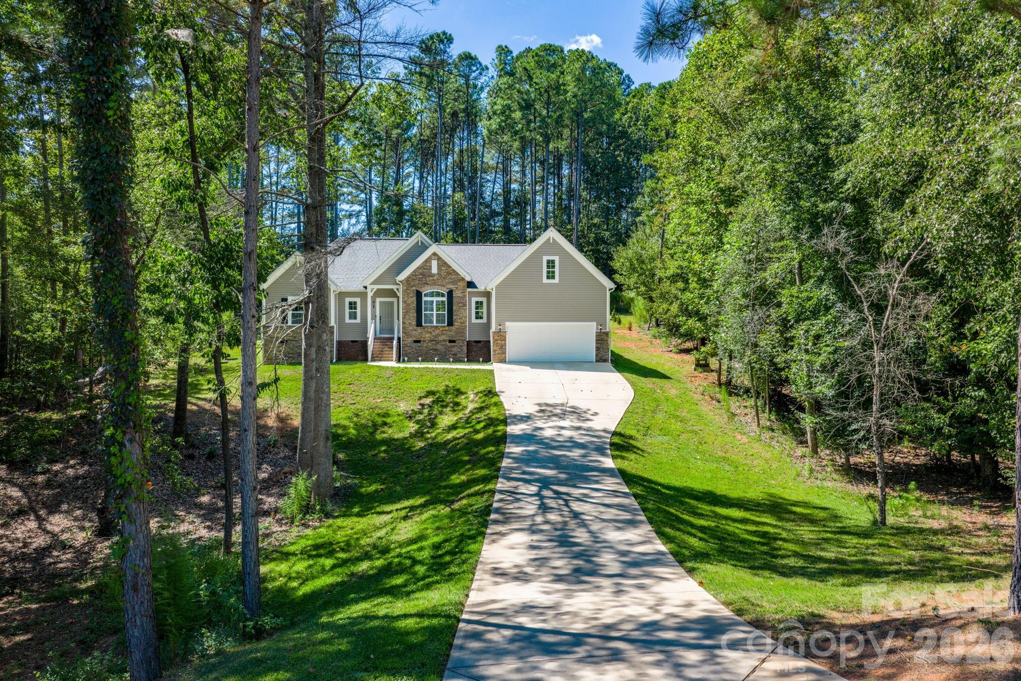 4903 Rio De Luna Hickory NC 28601