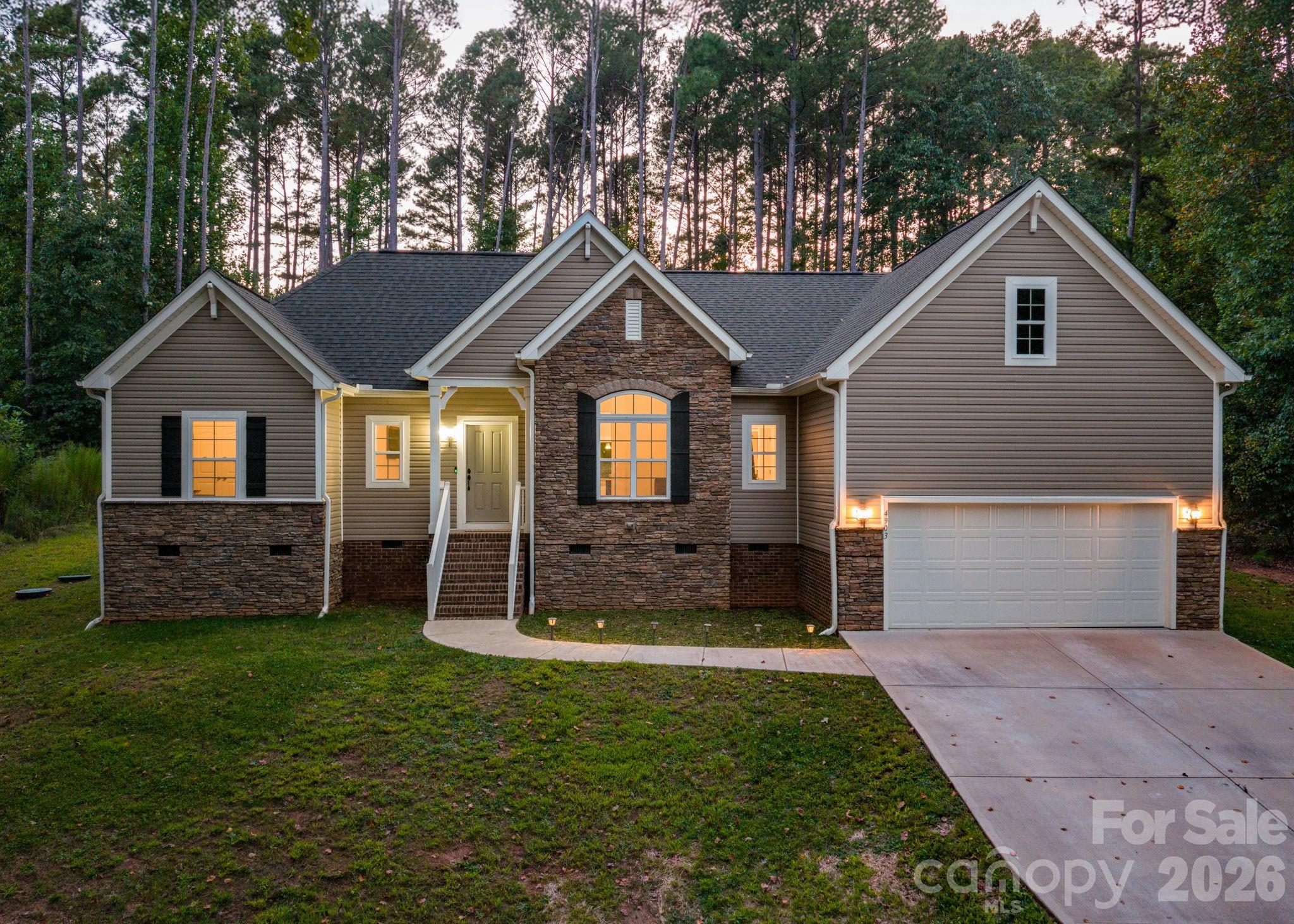 4903 Rio De Luna Hickory NC 28601