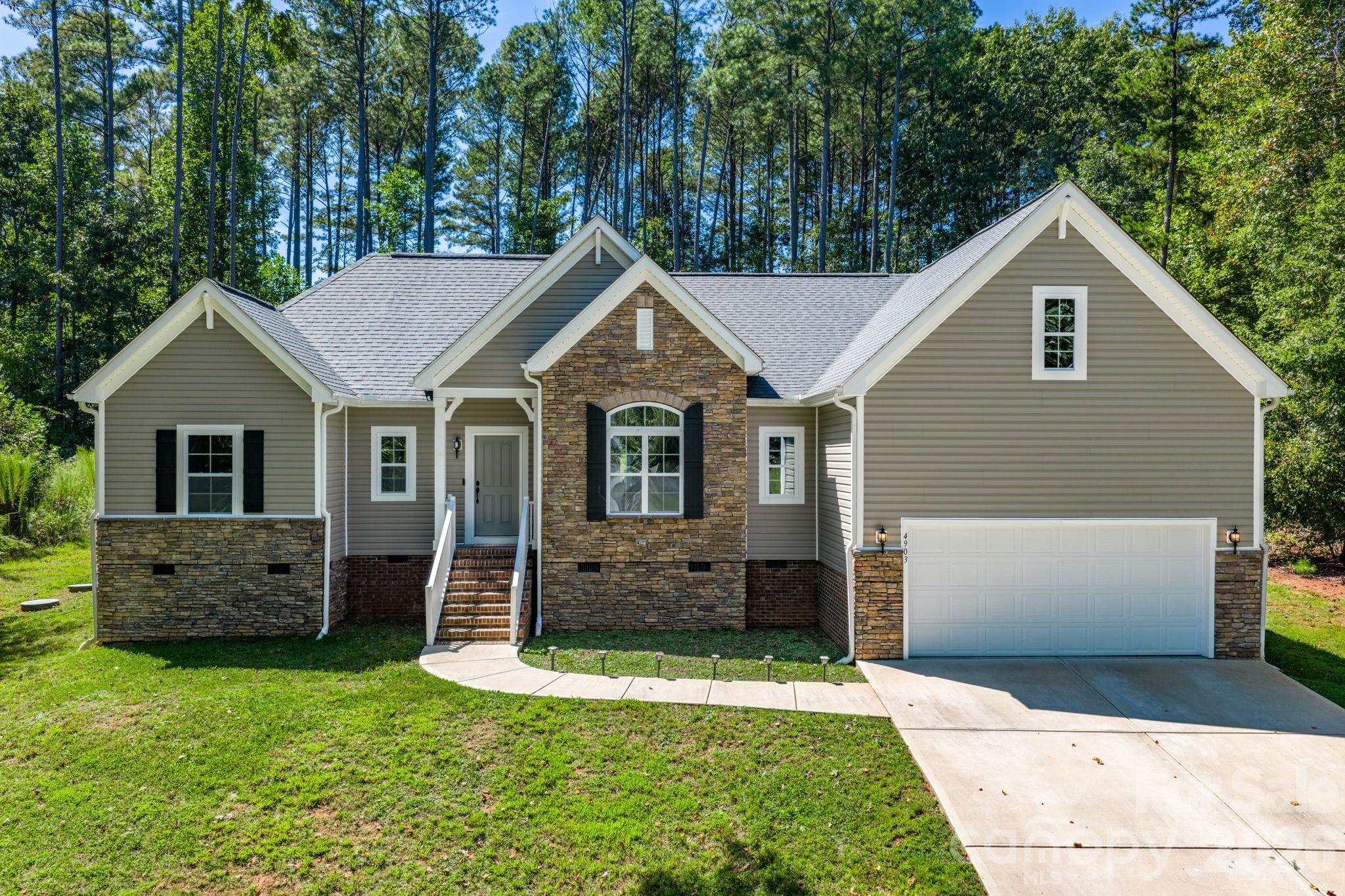 4903 Rio De Luna Hickory NC 28601