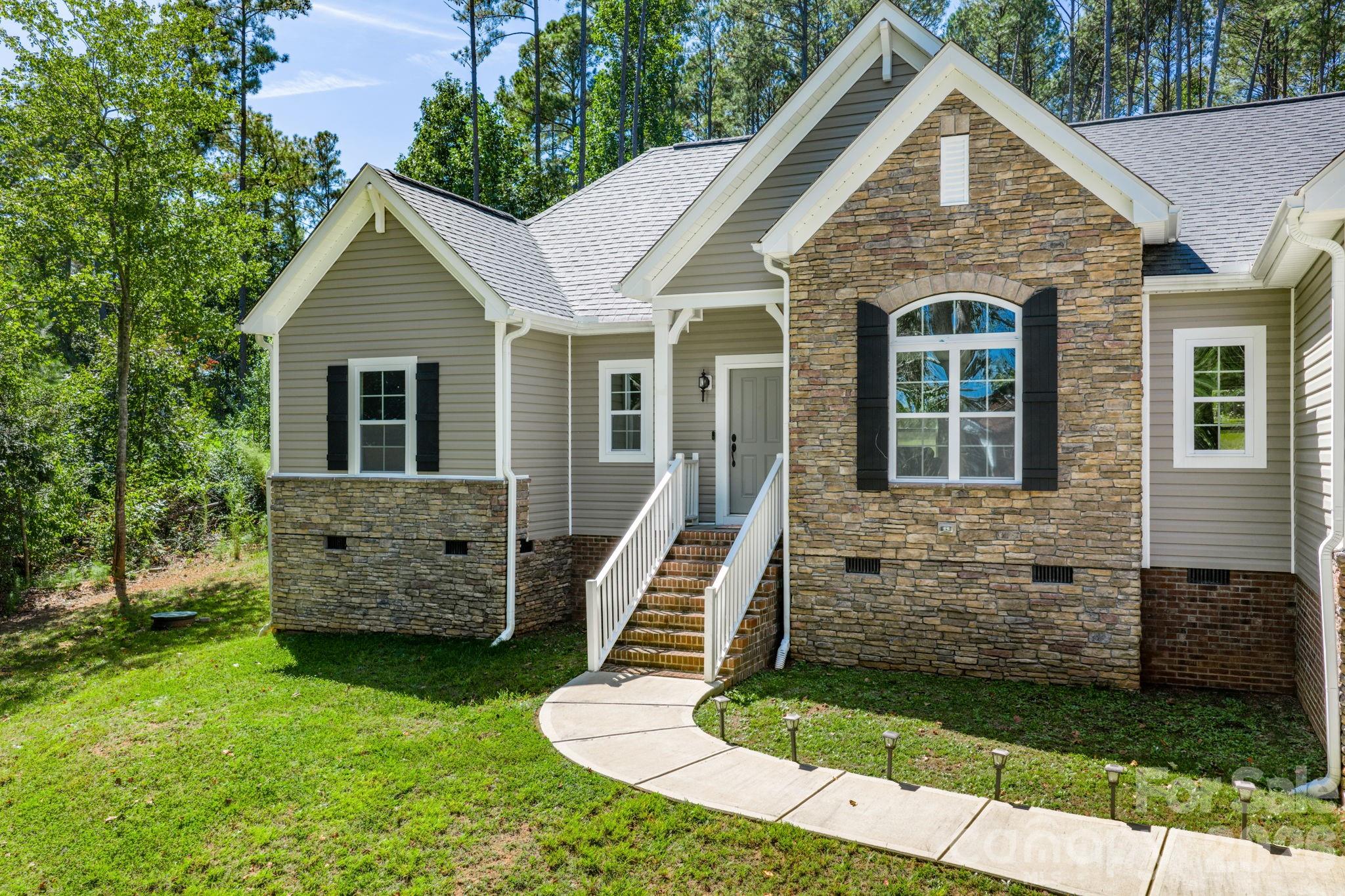 4903 Rio De Luna Hickory NC 28601