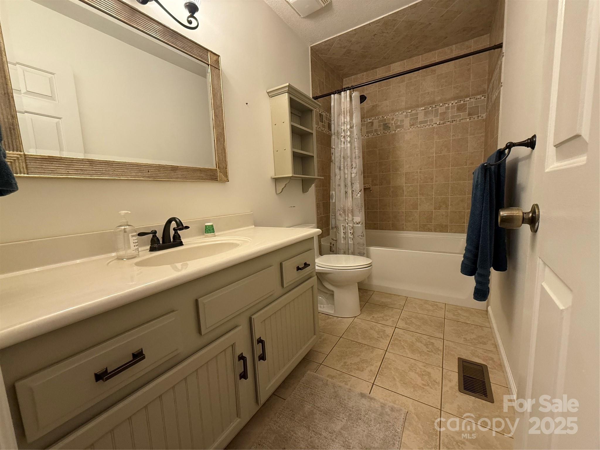 46 High Meadow Lane Waynesville NC 28786