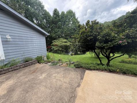 46 High Meadow Lane Waynesville NC 28786
