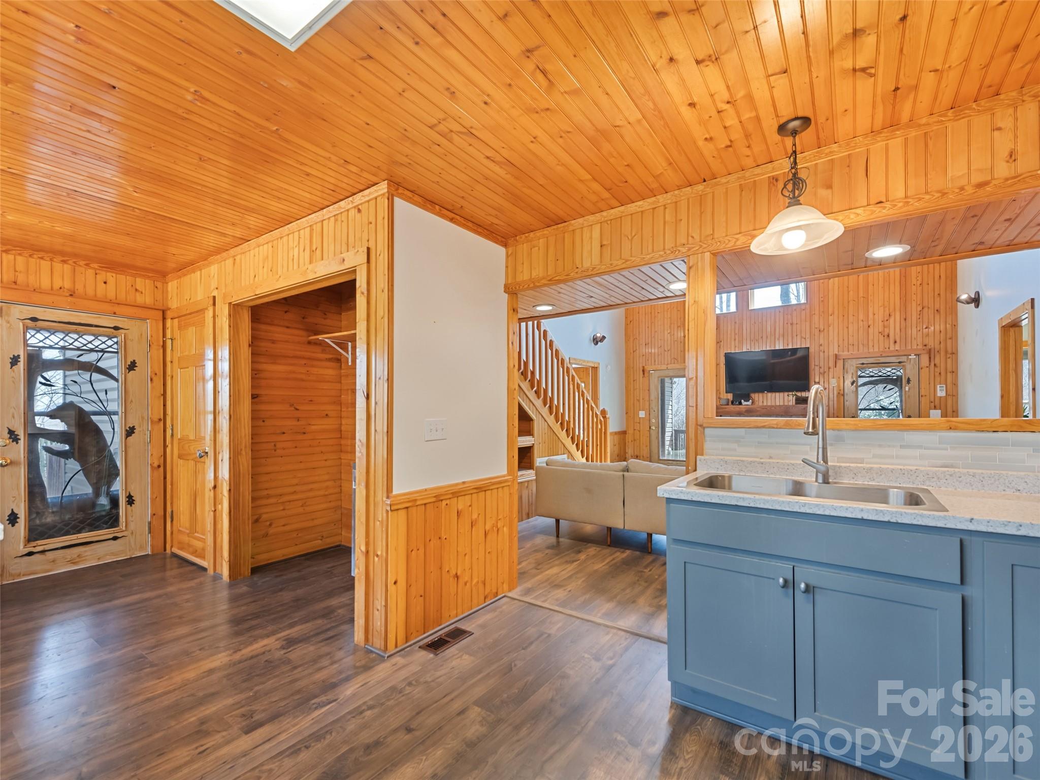 401 Tipstill Cove Waynesville NC 28786