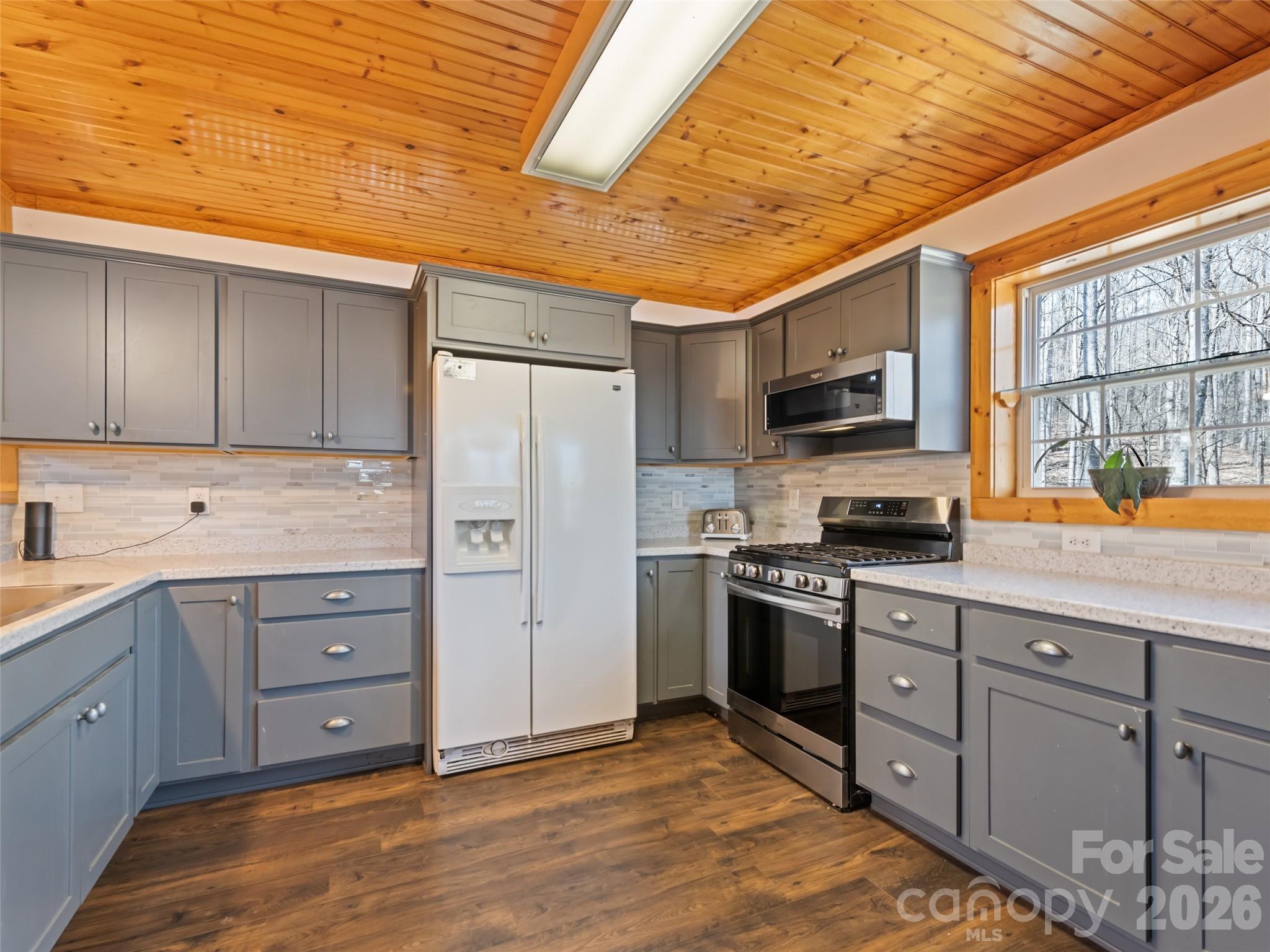 401 Tipstill Cove Waynesville NC 28786