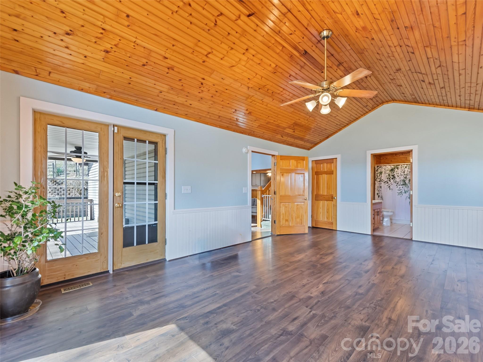 401 Tipstill Cove Waynesville NC 28786