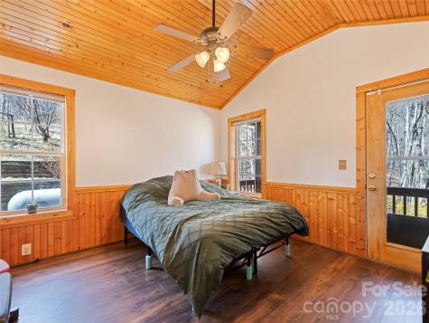 401 Tipstill Cove Waynesville NC 28786