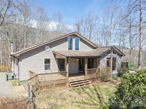 401 Tipstill Cove Waynesville NC 28786