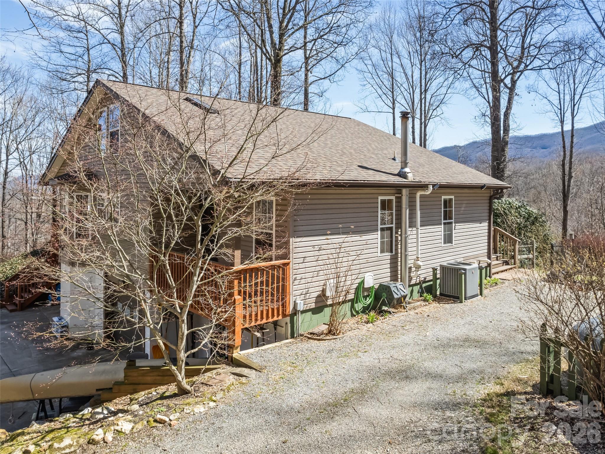 401 Tipstill Cove Waynesville NC 28786