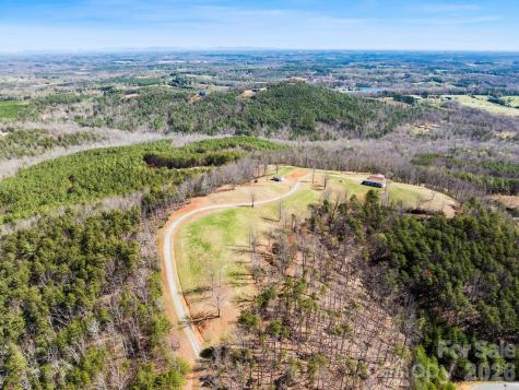 25 Preservation Trail Columbus NC 28722