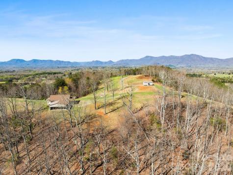 25 Preservation Trail Columbus NC 28722