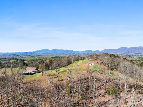 25 Preservation Trail Columbus NC 28722