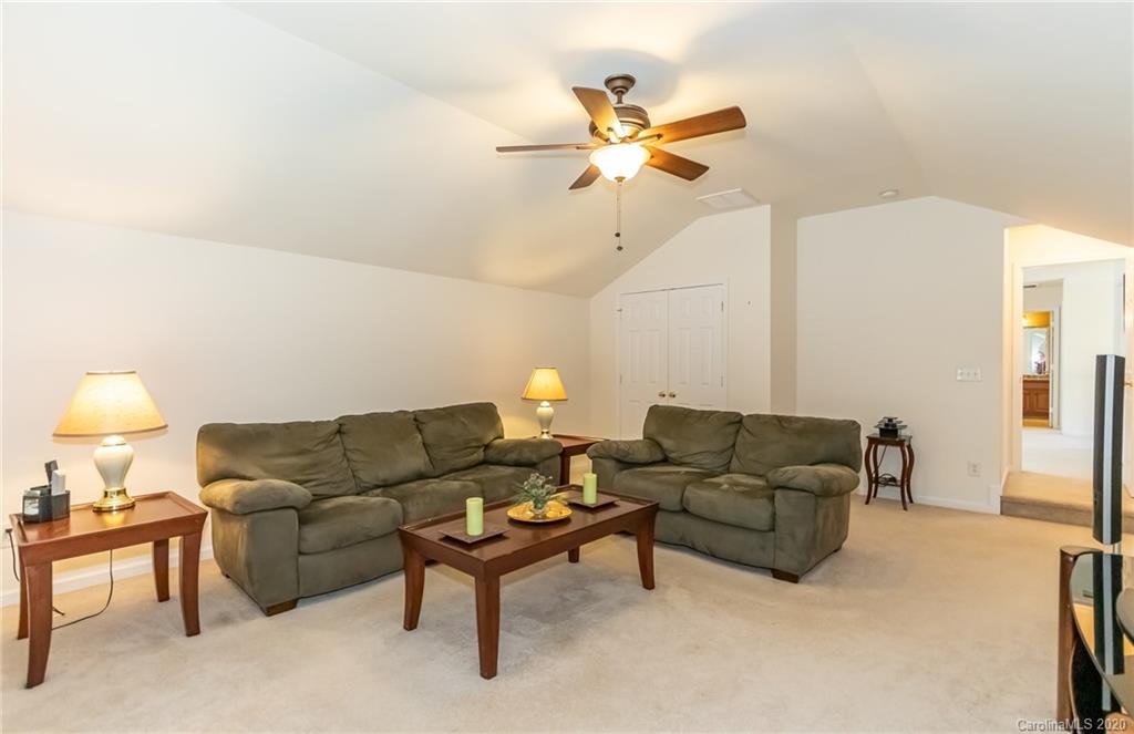 3642 Lees Crossing Drive Charlotte NC 28213
