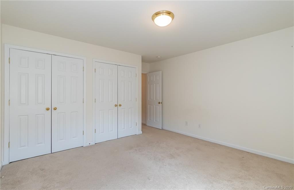 3642 Lees Crossing Drive Charlotte NC 28213