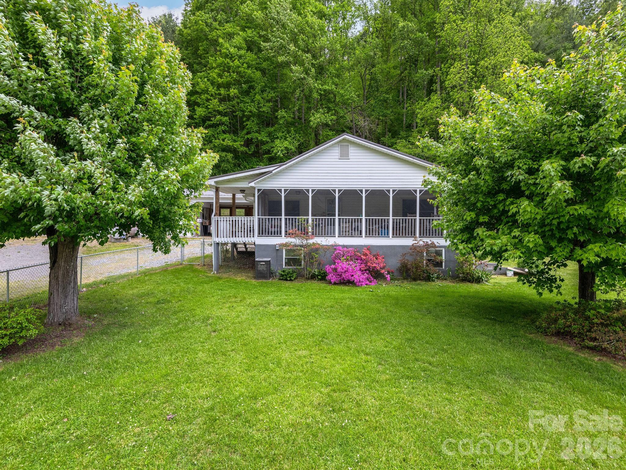 379 N Fork Road Barnardsville NC 28709