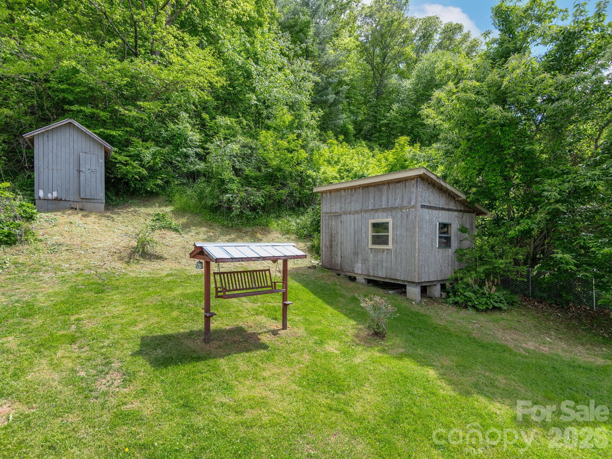 379 N Fork Road Barnardsville NC 28709