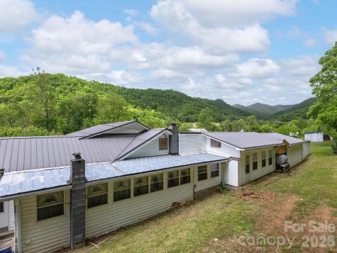 379 N Fork Road Barnardsville NC 28709