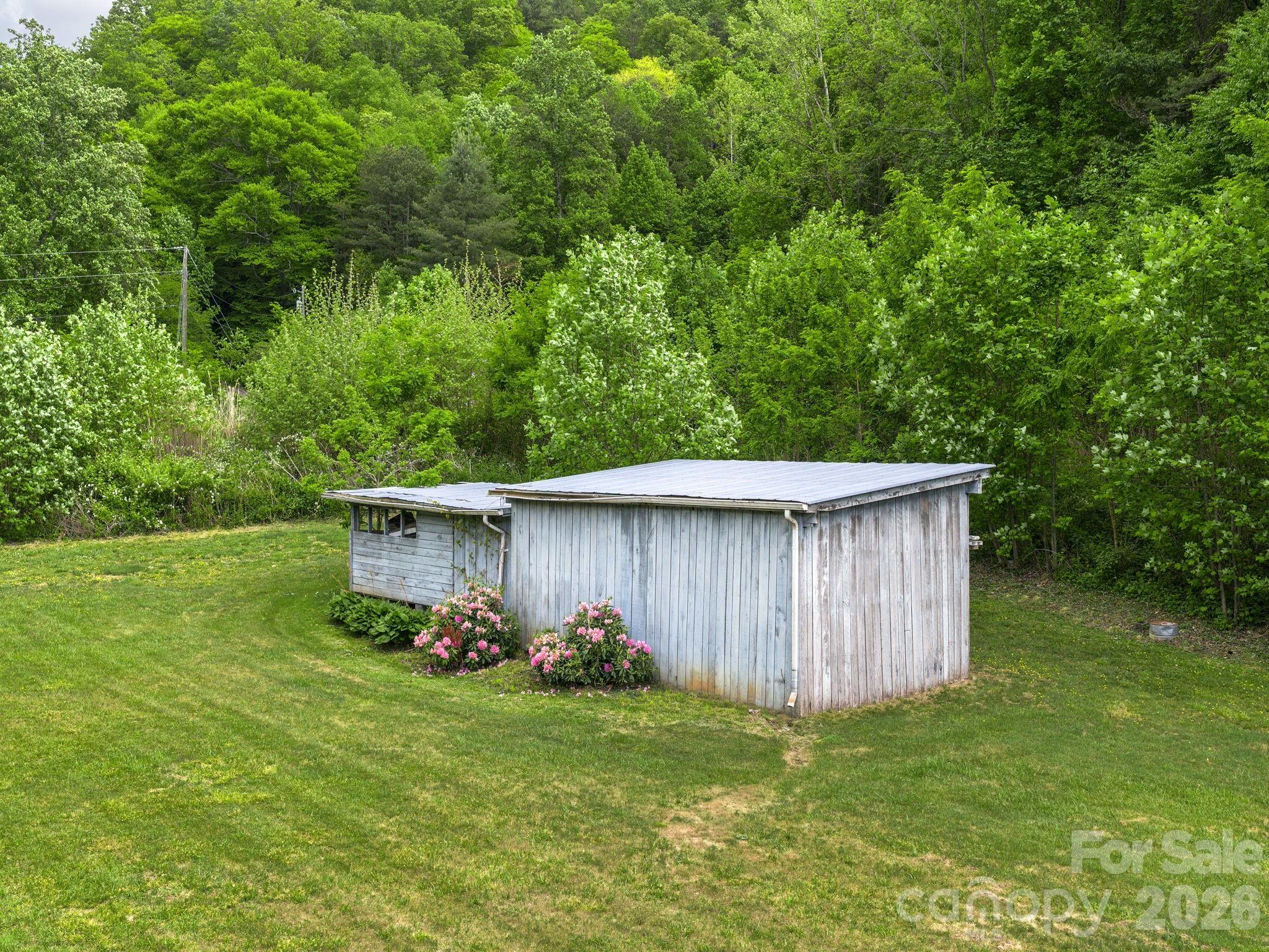 379 N Fork Road Barnardsville NC 28709