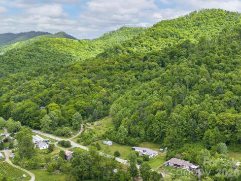 379 N Fork Road Barnardsville NC 28709