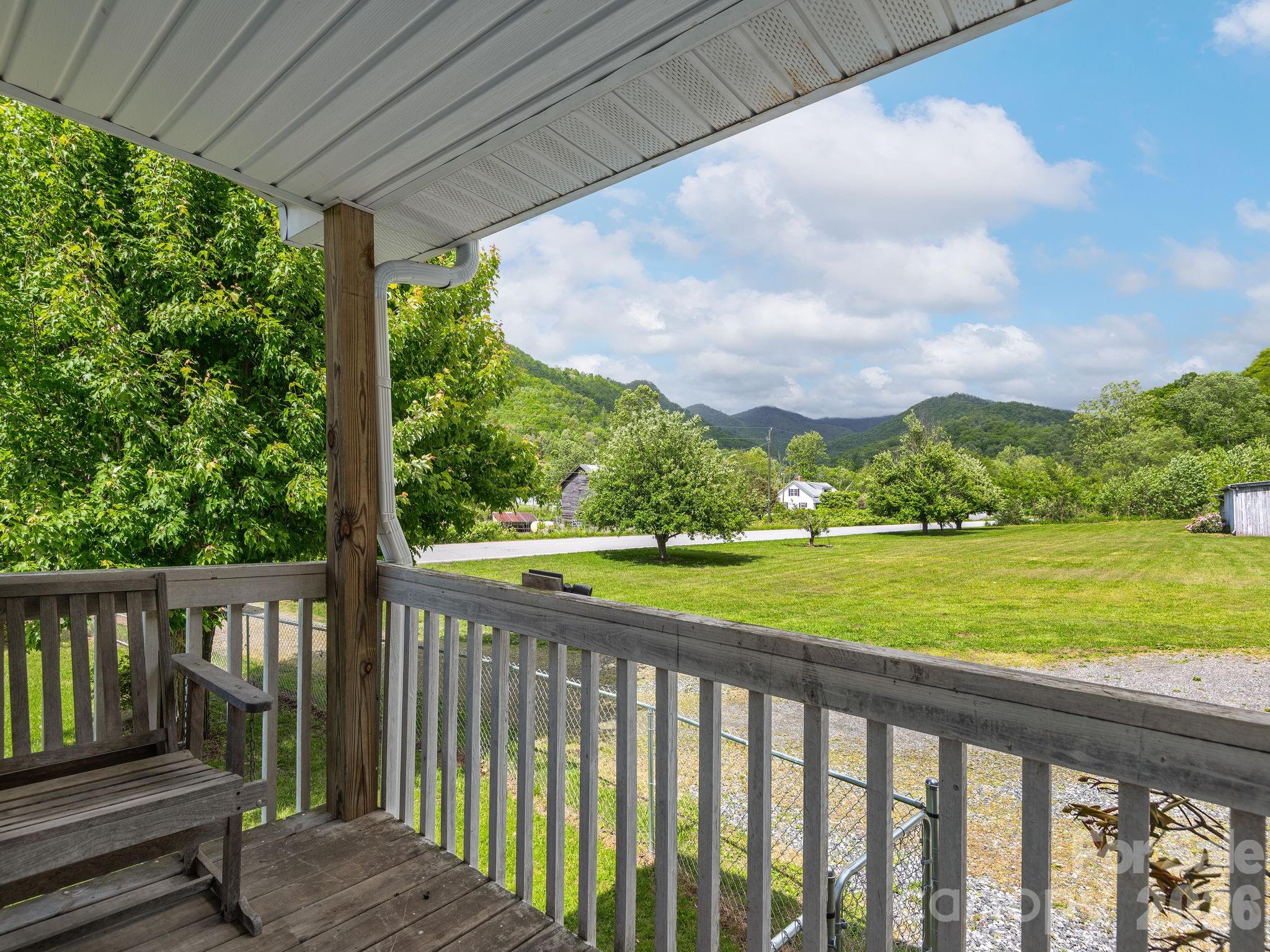 379 N Fork Road Barnardsville NC 28709