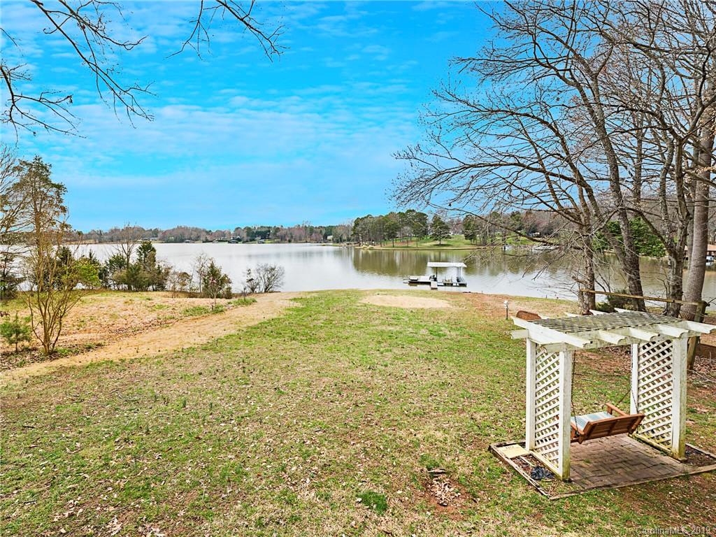 2216 Holly Lane Shelby NC 28150