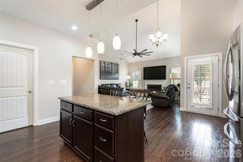 131 Aztec Circle Mooresville NC 28117