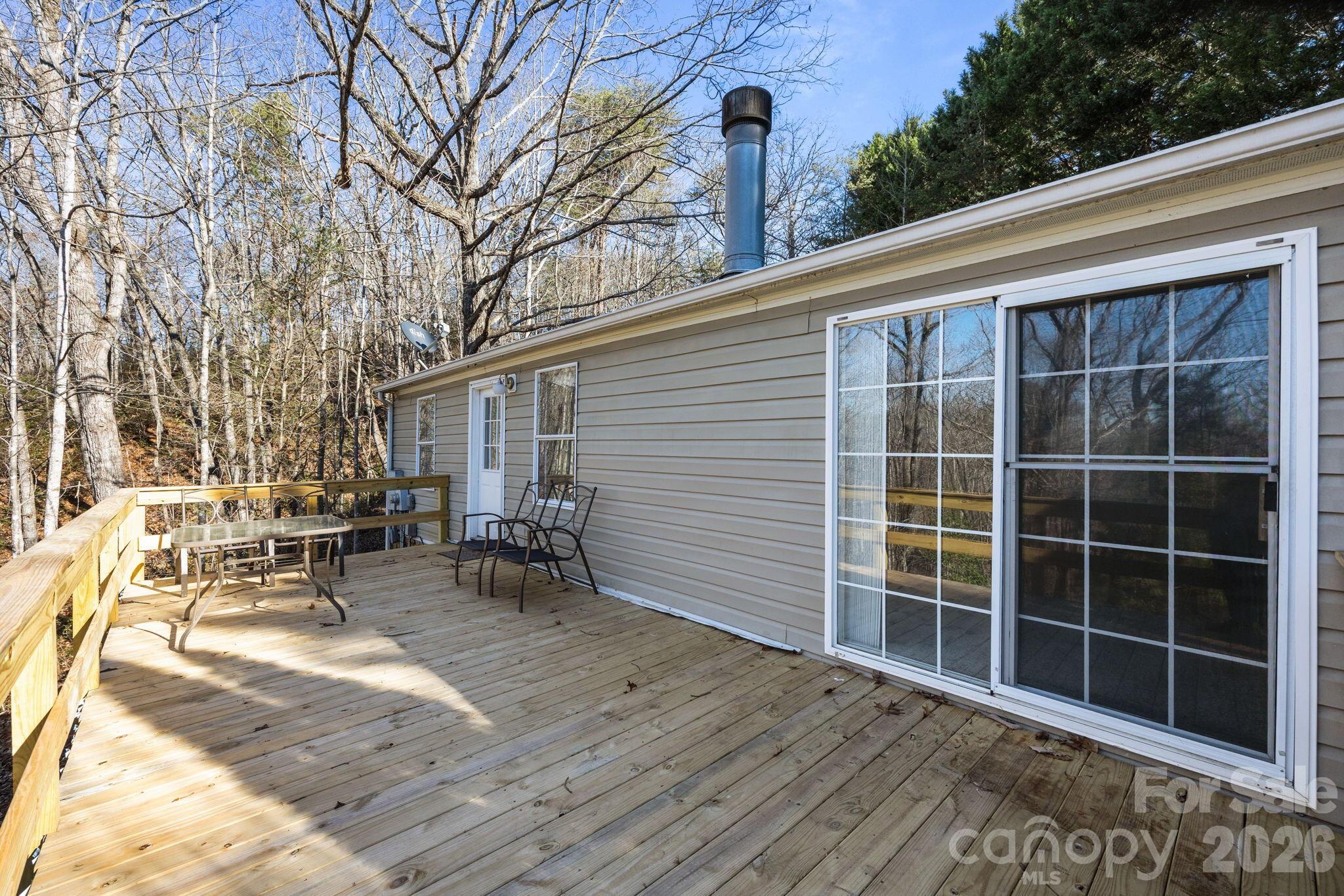 102 Scotts Cove Road Nebo NC 28761