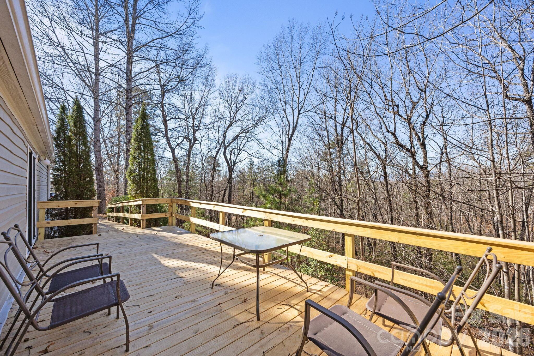 102 Scotts Cove Road Nebo NC 28761