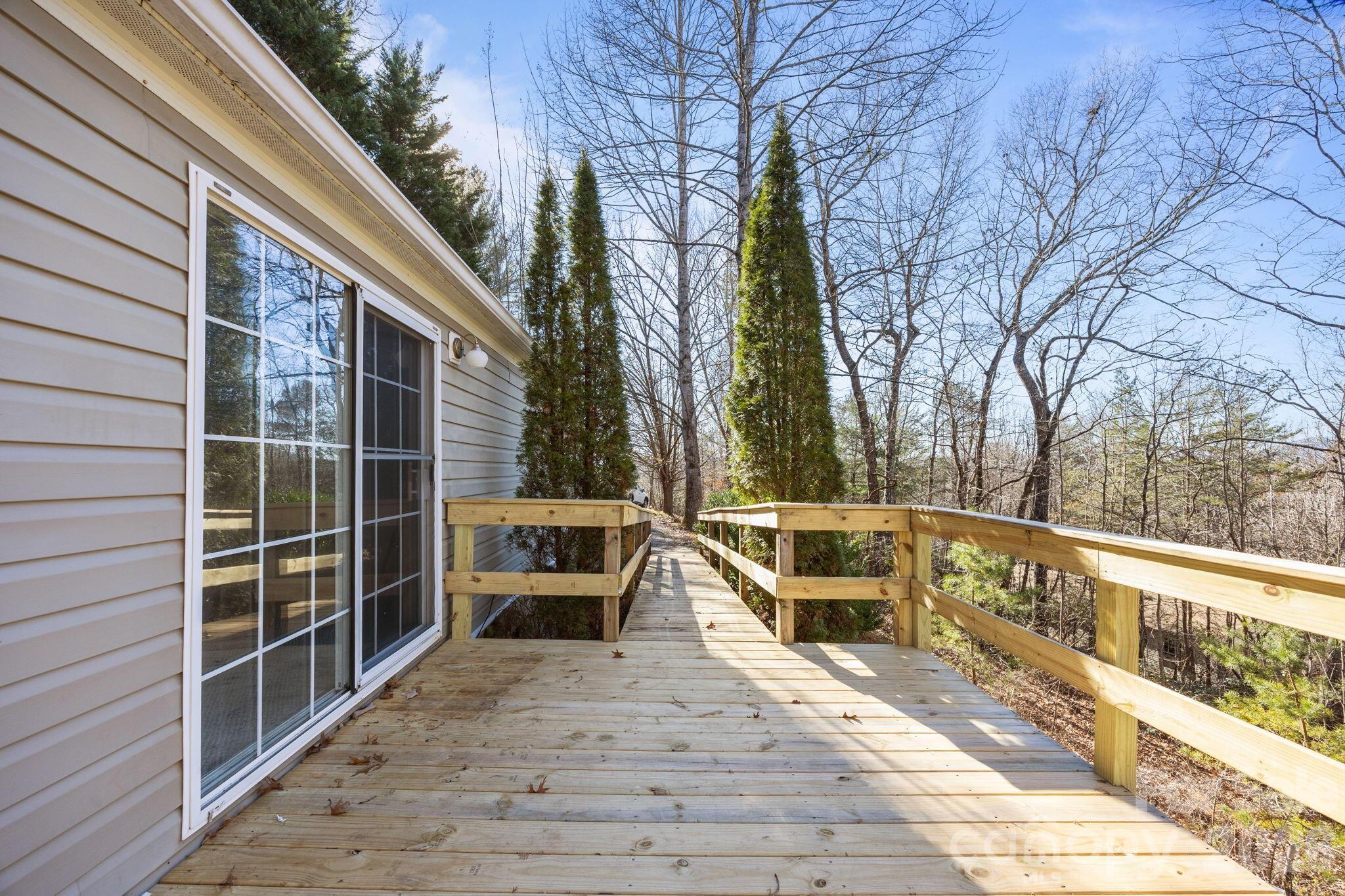 102 Scotts Cove Road Nebo NC 28761