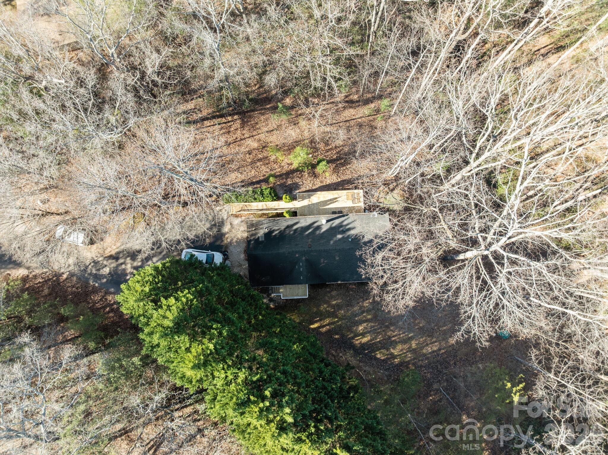 102 Scotts Cove Road Nebo NC 28761