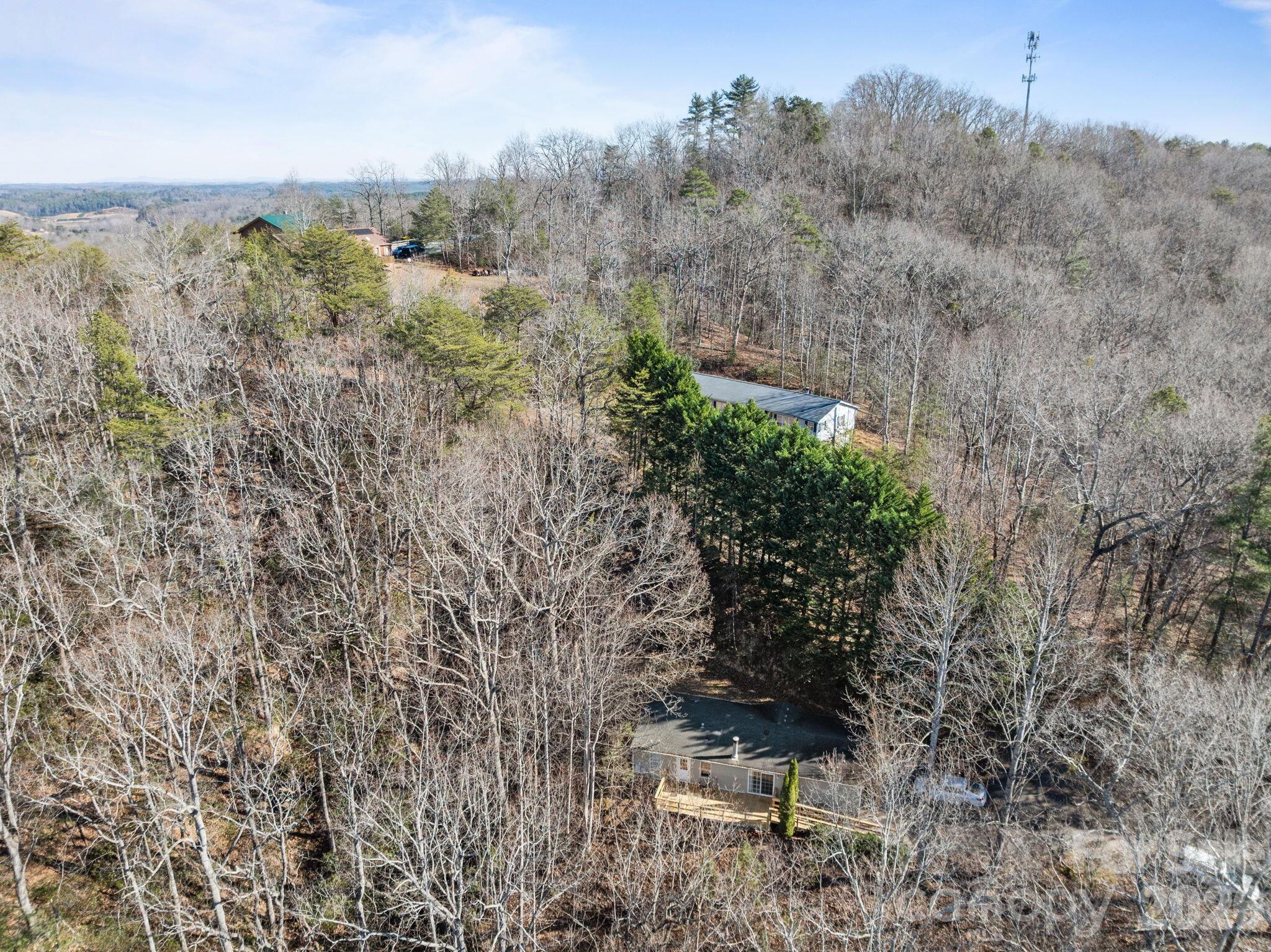 102 Scotts Cove Road Nebo NC 28761