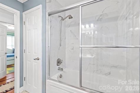 138 Wyanoke Avenue Charlotte NC 28205