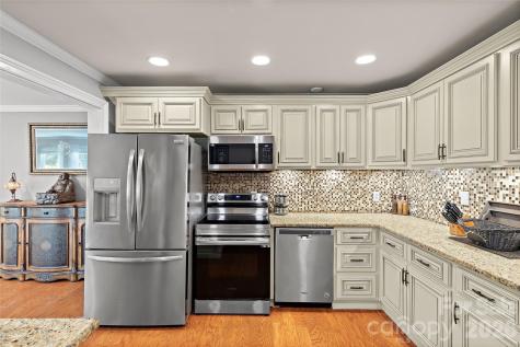 138 Wyanoke Avenue Charlotte NC 28205