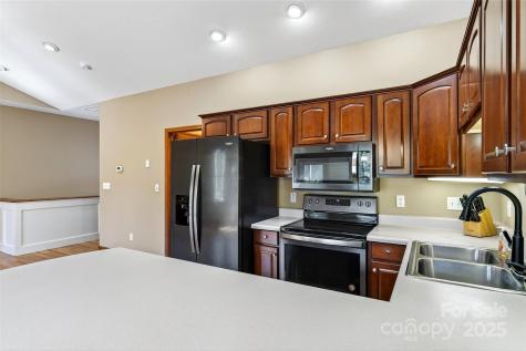 307 #7 Blue Ridge Drive S Marion NC 28752