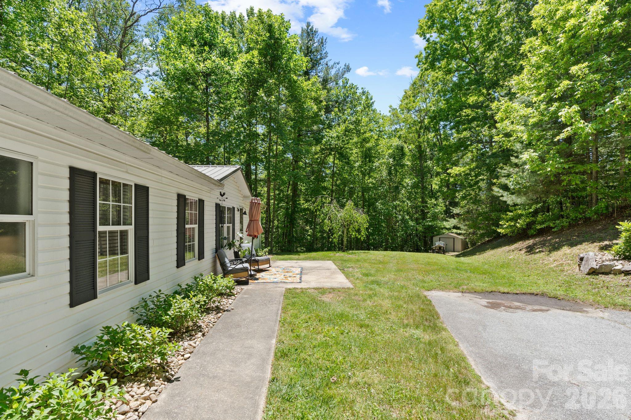 122 Fallswood Court Hendersonville NC 28739