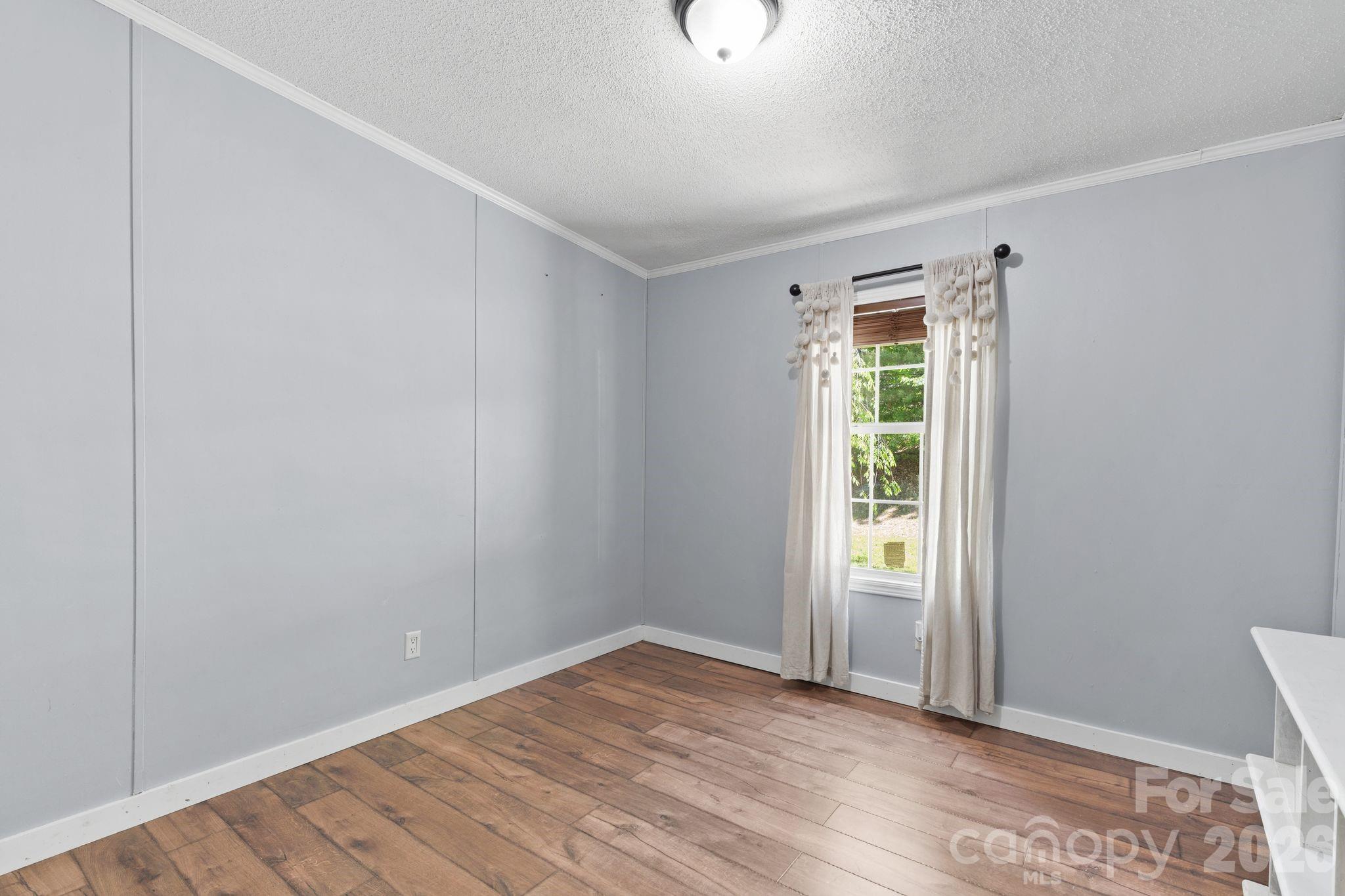 122 Fallswood Court Hendersonville NC 28739