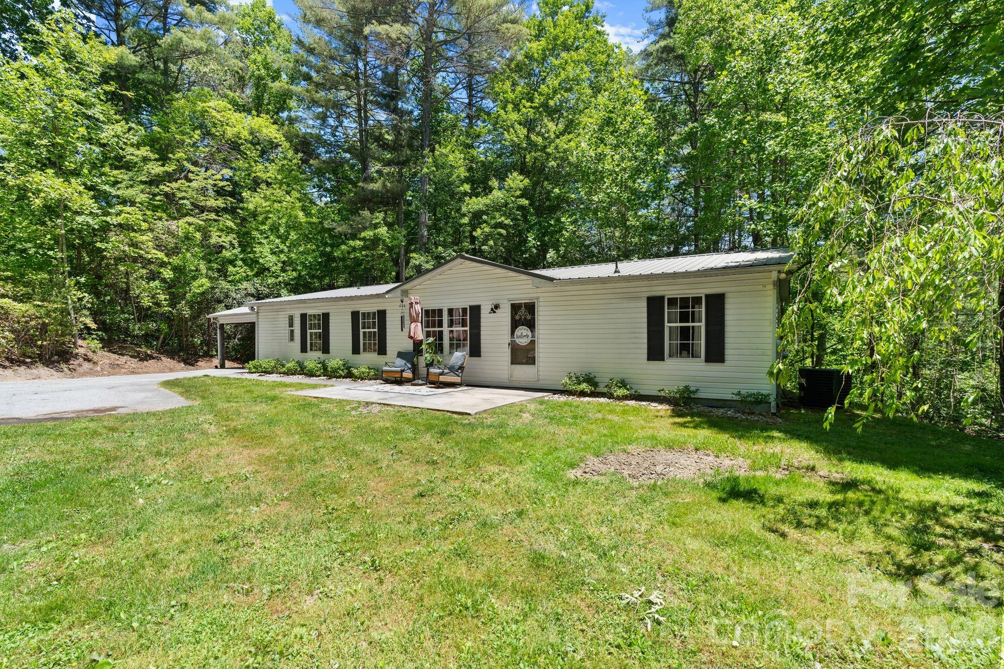 122 Fallswood Court Hendersonville NC 28739