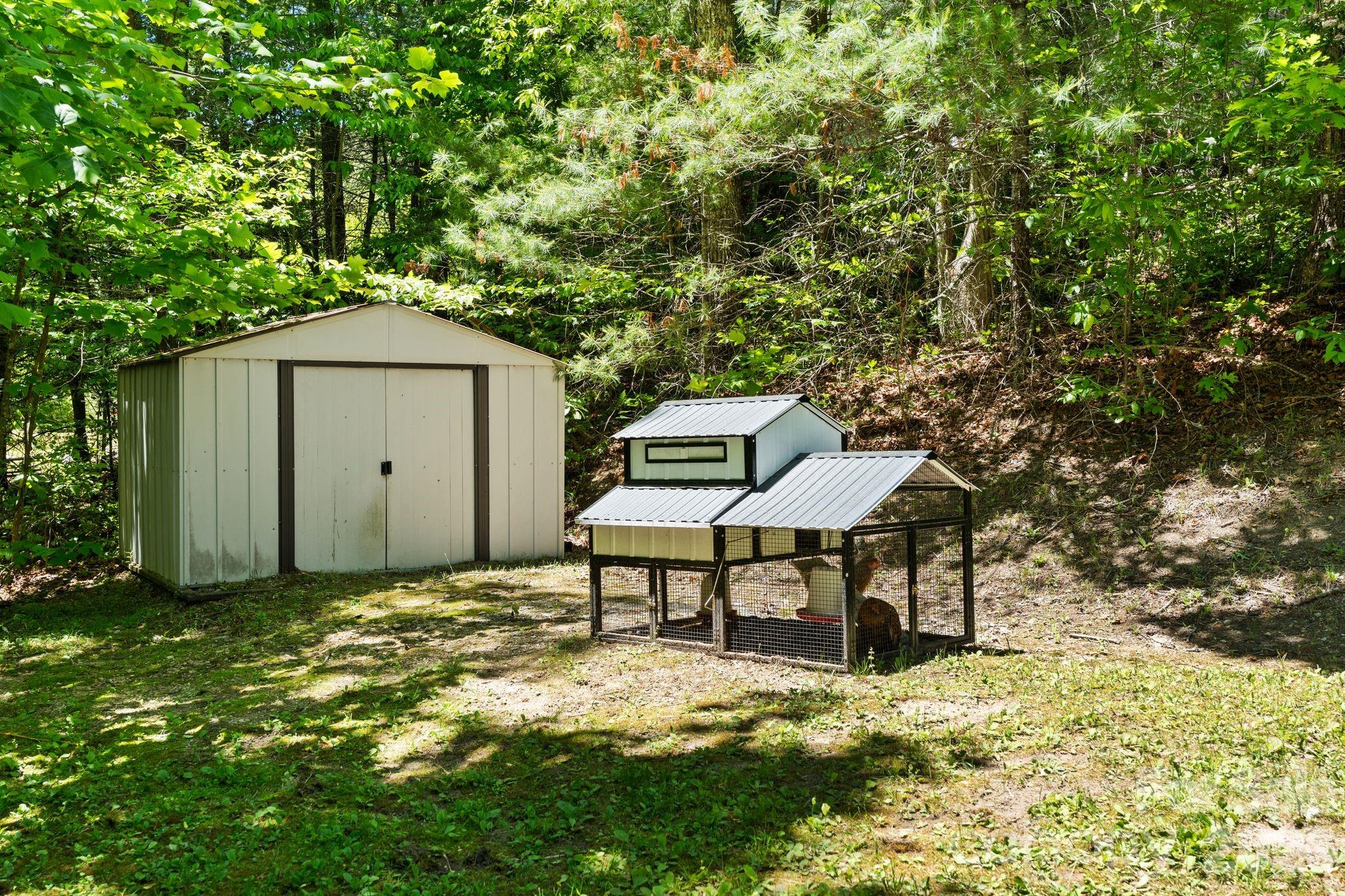 122 Fallswood Court Hendersonville NC 28739