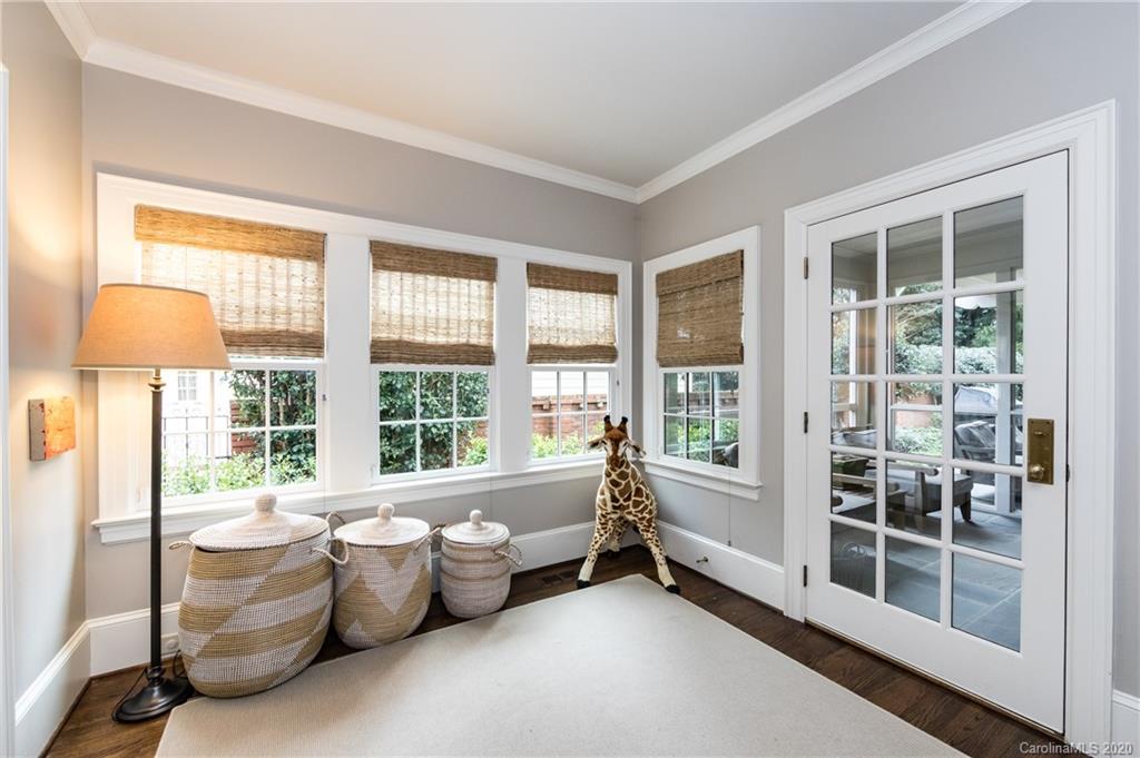 262 Hempstead Place Charlotte NC 28207