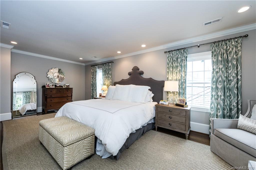 262 Hempstead Place Charlotte NC 28207