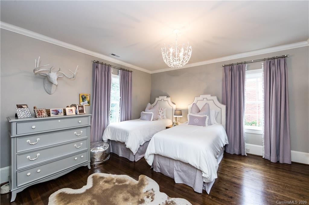 262 Hempstead Place Charlotte NC 28207