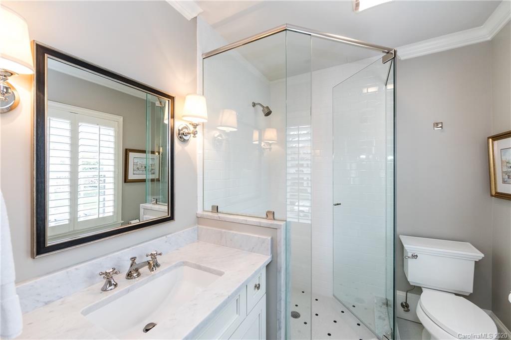 262 Hempstead Place Charlotte NC 28207