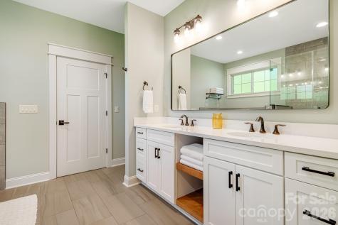30 Shipman Parkway Flat Rock NC 28731