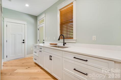 30 Shipman Parkway Flat Rock NC 28731