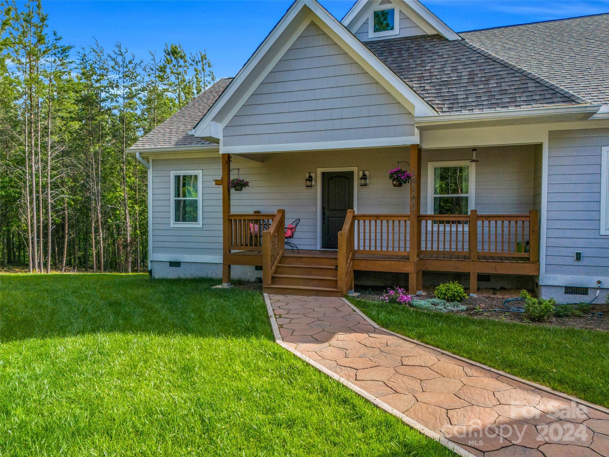 10305 Green River Cove Road Saluda NC 28773