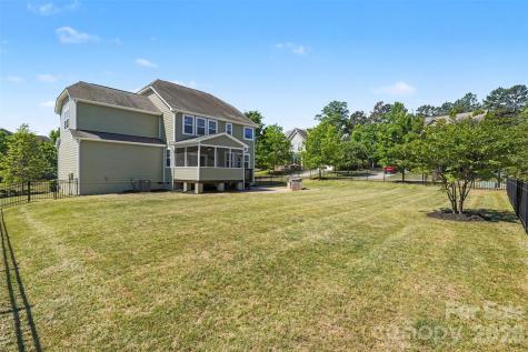 16316 Thoroughbred Trace Lane Charlotte NC 28278