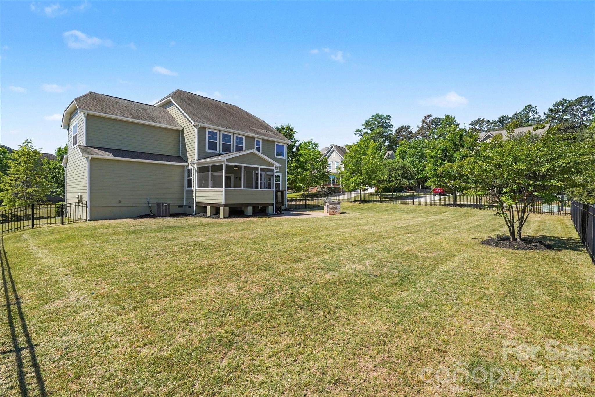 16316 Thoroughbred Trace Lane Charlotte NC 28278