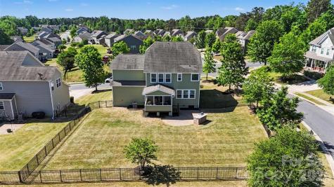 16316 Thoroughbred Trace Lane Charlotte NC 28278