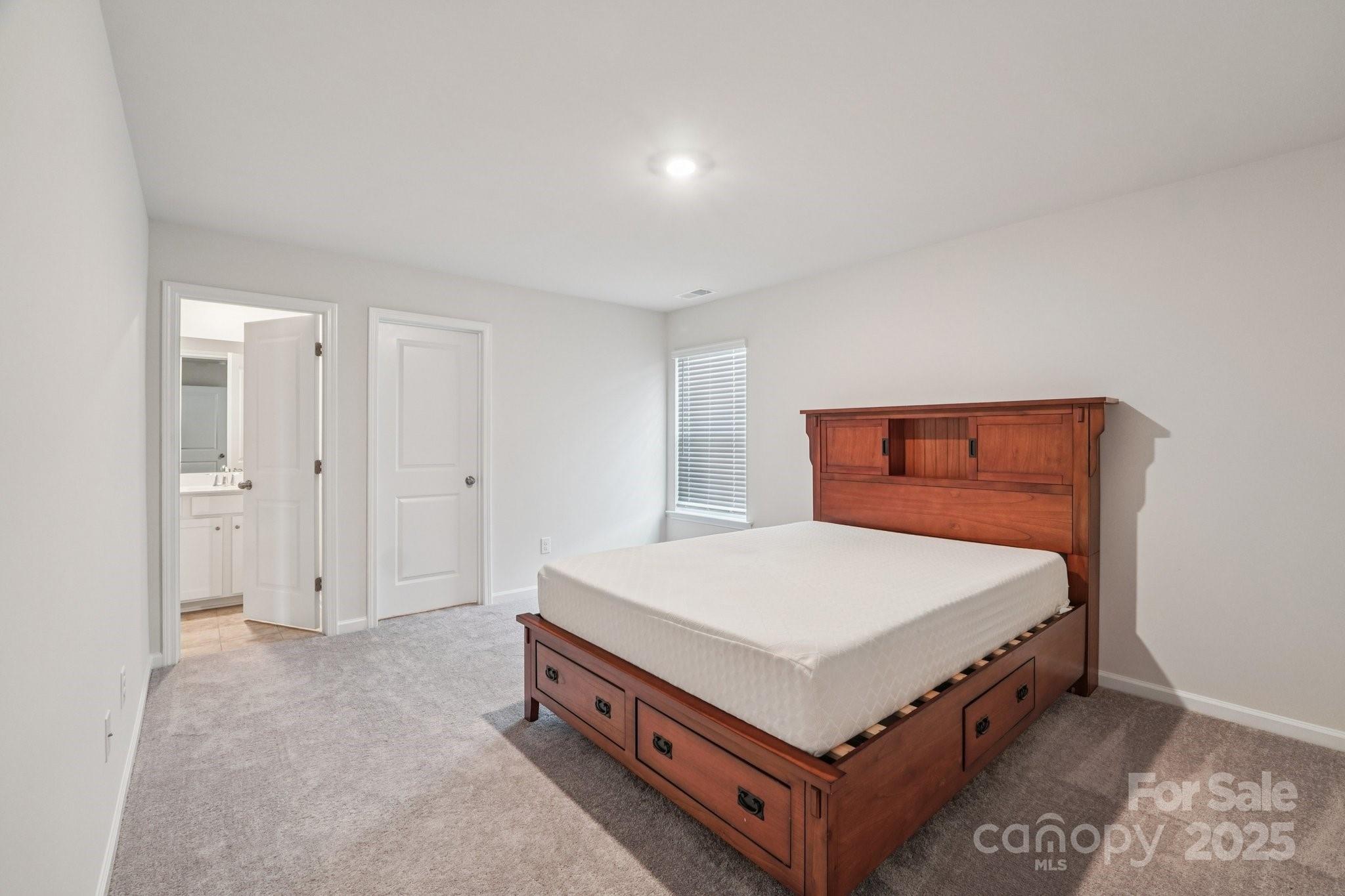 299 Hamptons Cove Road Troutman NC 28166