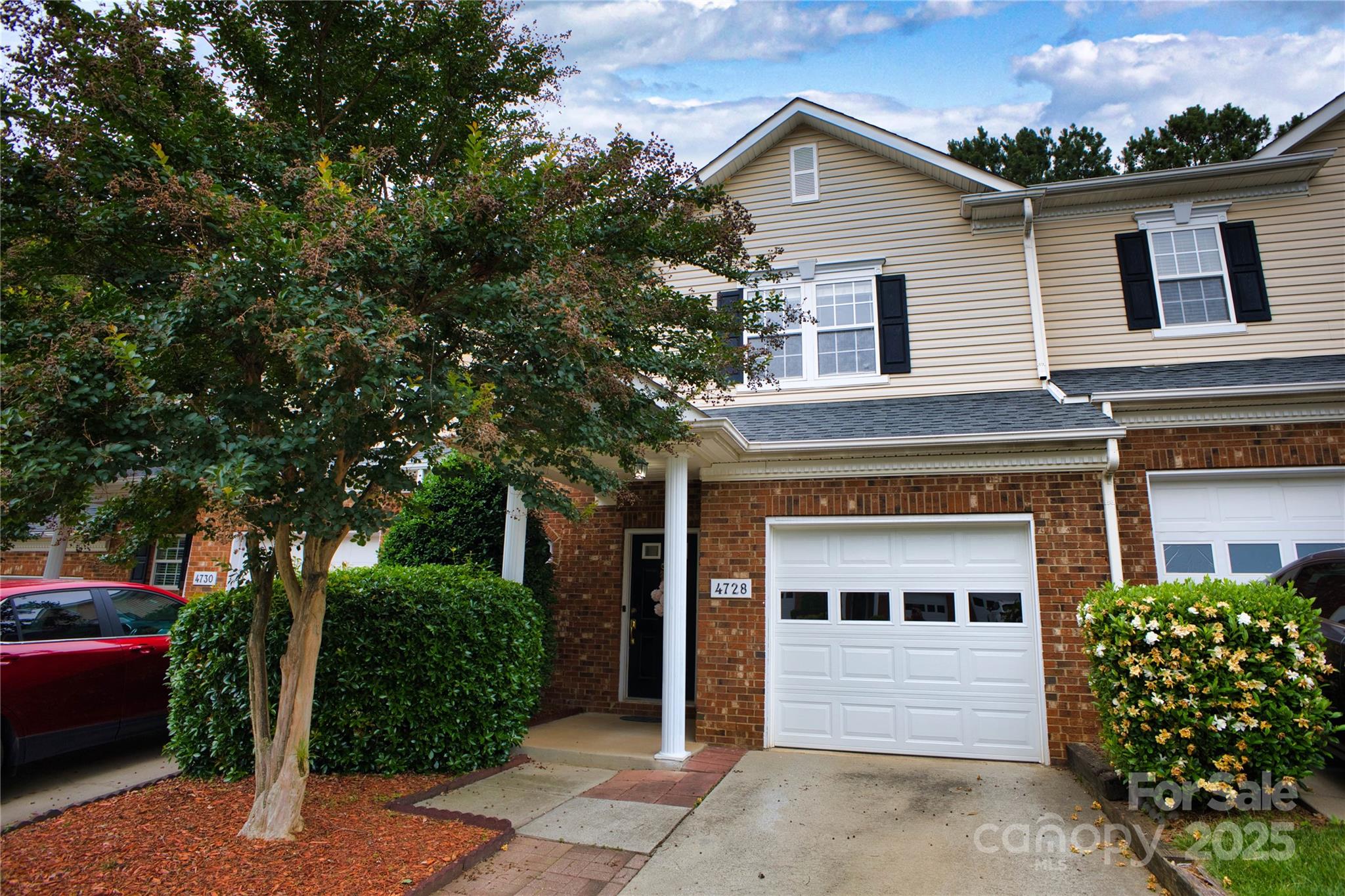 4728 Cottage Oaks Drive Charlotte NC 28269
